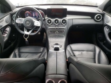 Mercedes Klasa C W205 2020 Mercedes-Benz Klasa C 2020 MERCEDES-BENZ C 300 4MATIC 2.0 Benzyna 255KM, zdjęcie 8