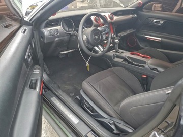 Ford Mustang VI Fastback Facelifting 5.0 Ti-VCT 450KM 2021 Ford Mustang Gt 2021 5.0 Benzyna 450KM, zdjęcie 8