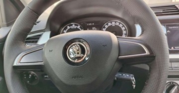 Skoda Fabia III Hatchback Facelifting 1.0 TSI 95KM 2020 Skoda Fabia Skoda Fabia 1.0 TSI Ambition Plus Benzyna 95KM, zdjęcie 25