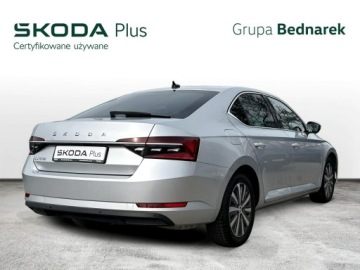 Skoda Superb III Liftback Facelifting 2.0 TSI 190KM 2023 Škoda Superb Skoda Superb Bezwypadkowy / Salon, zdjęcie 4