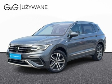 Volkswagen Tiguan II SUV Facelifting 2.0 TDI 150KM 2023 Volkswagen Tiguan 2.0 TDI 150KM,SCR Elegance DSG, Gwarancja, Serwis ASO,FV