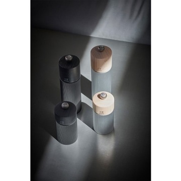 LINE Мельница для перца 18 см Dark Carbone / PEUGEOT