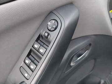 Citroen C4 Picasso II Picasso Facelifting 1.6 BlueHDi 100KM 2017 Citroen C4 Picasso Navi Klimatronik Sensor Hak PDC Alu 1.6 Diesel 100KM, zdjęcie 8