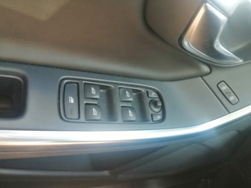 Volvo V60 I Kombi Facelifting 2.0 D2 DRIVE-E 120KM 2017 Volvo V60 I 2.0 bezwypadkowy, serwisowany (MY 2018), zdjęcie 14