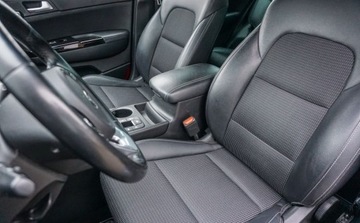 Kia Sportage IV SUV Facelifting 1.6 T-GDI 177KM 2021 Kia Sportage 1.6T-GDI 177KM Black Edition DCT Kamera Navi Grzane fotele ki, zdjęcie 9