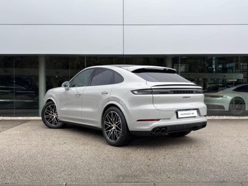Porsche Cayenne III SUV Facelifting 3.0 353KM 2025 PORSCHE Cayenne Coupe Black Edition Suv 2.0 (353KM) 2025, zdjęcie 2