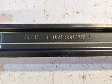 PORSCHE MACAN 2016 PŘEDNÍ STRANA LEVÝ ZVEDÁKY SKEL