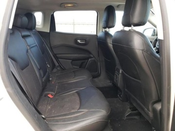 Jeep Compass II 2018 Jeep Compass 2018 JEEP COMPASS LATITUDE silnik 2.4 L 2.4 Benzyna 180KM, zdjęcie 11