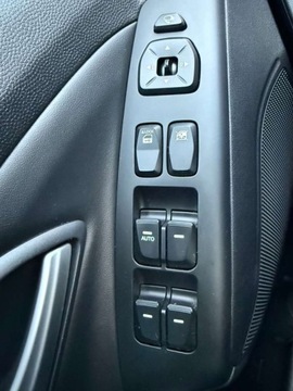 Hyundai ix35 2015 Hyundai ix35 LedBi XenonSkoraAutomat4X4Czujniki ParkowaniaNowy Rozrzad, zdjęcie 21