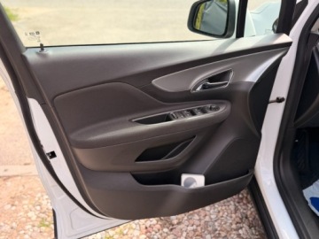 Opel Mokka I SUV 1.4 Turbo ECOTEC 140KM 2015 Opel Mokka 4x4 Benzyna Niski przebieg 1.4 Benzyna 140KM, zdjęcie 11