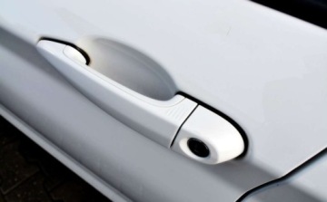 BMW Seria 1 F20-F21 Hatchback 5d 120d 184KM 2013 BMW Seria 1 Bezwypadkowy Ksenon Nawigacja SERWISOWANY 2.0 Diesel 184KM, zdjęcie 12