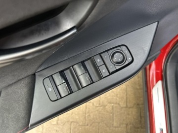 Toyota C-HR II SUV Plug-In 2.0 Hybrid Dynamic Force Plug-in  223KM 2024 Toyota C-HR 2.0 PHEV GR Sport Toyota C-HR NG 2.0 P, zdjęcie 9