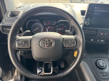 Toyota Proace II 2022 Toyota PROACE CITY VERSO 1.2 D-4T Family 1.2 D-4T, zdjęcie 13