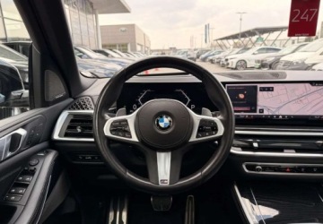 BMW X5 G05 SUV Facelifting 3.0 30d 298KM 2023 BMW X5 I wlasciciel M Sport 360 Hak Gwarancja Bezwypadkowy FVAT23, zdjęcie 32