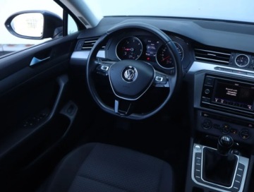 Volkswagen Passat B8 Limousine 2.0 TDI BlueMotion Technology 150KM 2017 VW Passat 2.0 TDI, Salon Polska, Klima, zdjęcie 6