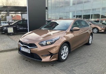 Kia Ceed III Hatchback Facelifting  1.5 T-GDI 160KM 2022 Kia Ceed 1 Wl. , Salon PL , Zadbany , 1.5 benz..., zdjęcie 1