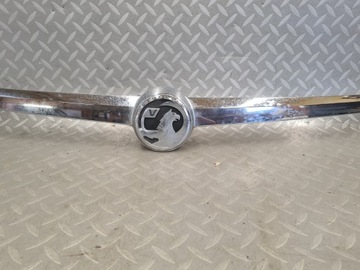 BLEND, ХРОМИРОВАННАЯ ПОЛОСКА, ЗАДНЯЯ КРЫШКА INSIGNIA A HATCHBACK