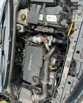 Opel Astra J Sports Tourer 1.7 CDTI ECOTEC 110KM 2012 Opel Astra Zarejestrowany, ori. lakier, podgrzewana kierownica, hak 1.7, zdjęcie 22