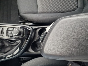 BMW Seria 2 F22-F23-F45-F46 Gran Tourer Facelifting 218d 150KM 2018 BMW 218 Active Tourer El Klapa Tempomat, zdjęcie 37