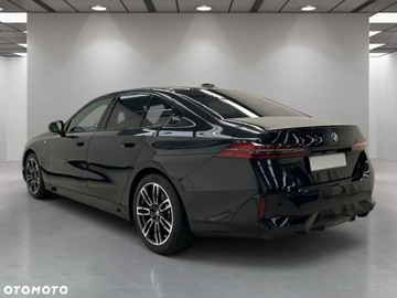 BMW Seria 5 G90-91 2025 BMW Seria 5 BMW Seria 5 530e xDrive PHEV M Sport 2.0 Hybryda Plug-in 299KM, zdjęcie 4