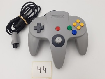 КОНСОЛЬ NINTENDO 64, ЕВРОПЕЙСКАЯ ВЕРСИЯ, ЧЕРНАЯ + ОРИГИНАЛЬНЫЕ АКСЕССУАРЫ