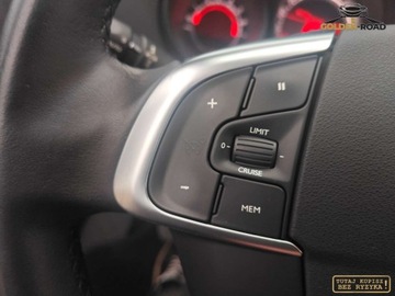 Citroen C4 II Hatchback 5d 1.6 16v VTi 120KM 2011 Citroen C4 1,6 16V 120KM klimatronik alu grz.fotele. oplacony 1.6 Benzyna, zdjęcie 16