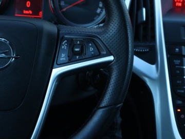 Opel Astra J Hatchback 5d 1.4 Turbo ECOTEC 120KM 2011 Opel Astra 1.4 T, Salon Polska, Klima, zdjęcie 18