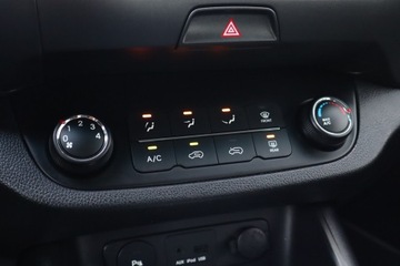 Kia Sportage III SUV 1.6 GDI 135KM 2013 Kia Sportage 1.6 GDI, Klima, Tempomat, Parktronic, zdjęcie 15