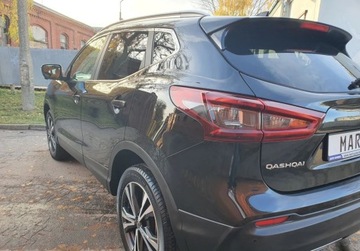 Nissan Qashqai II Crossover Facelifting 1.3 DIG-T 140KM 2021 Nissan Qashqai Panorama Kamera 360 Hands Free GetHelp 1.3 Benzyna, zdjęcie 5