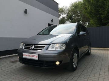 Volkswagen Touran I 1.9 TDI 100KM 2004 Volkswagen Touran 1.9 TDI 101KM # Klima # Tempomat