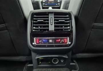 Volkswagen Arteon Fastback Facelifting 2.0 TSI 190KM 2024 Volkswagen Arteon 2.0TSI 190KM DSG R-Line SalonPL Virtual Kamera Ambiente, zdjęcie 16