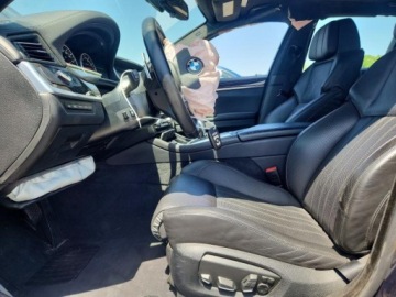 BMW Seria 5 F10-F11 M5 Limuzyna 4.4 V8 560KM 2014 BMW M5 Sedan 2014 4.4 Benzyna 560KM, zdjęcie 7