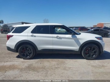 Ford Explorer VI 2022 Ford Explorer ST, 2022r., 4x4, 3.0L 3.0 Benzyna 400KM, zdjęcie 4