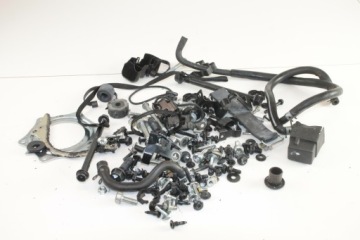 HONDA CB 750 HORNET RH12 ŚRUBY ZESTAW ŚRUB ŚRUBKI