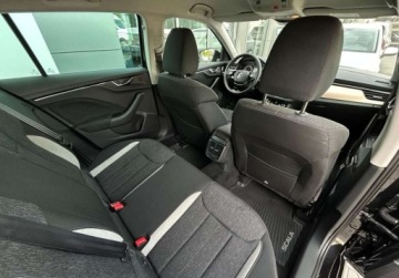 Skoda Scala Hatchback 1.0 TSI 110KM 2023 Skoda Scala Style, Tempomat, Kamera, CarPlay, KESSY, Salon Polska, 1 wlasc, zdjęcie 9