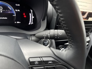 Toyota Yaris IV Hatchback 1.5 Hybrid Dynamic Force 116KM 2024 Toyota Yaris Cross Hybrid 1.5 Style Hybrid 1.5 Sty, zdjęcie 23