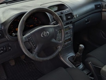 Toyota Avensis II Sedan 1.8 VVT-i 129KM 2004 Toyota Avensis 1.8 VVTI LPG Klima Tempomat Serwis Gwarancja 1.8 129KM, zdjęcie 21