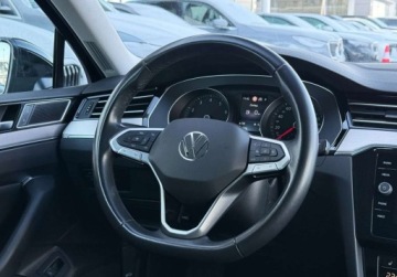 Volkswagen Passat B8 Variant Facelifting 2.0 TSI 190KM 2022 Volkswagen Passat LED Travel Assist Navi Easy OpenClose Salon PL FVAT, zdjęcie 15