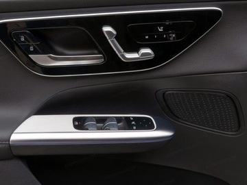 Mercedes GLC C254/X254 2025 MERCEDES-BENZ GLC 200 d 4-Matic AMG Line 2.0 (163KM) 2025, zdjęcie 10