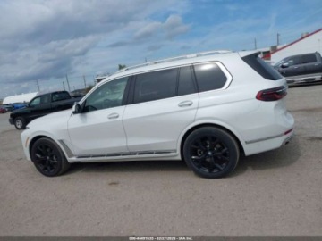 BMW X7 2025 BMW X7 xDrive40i 2025 3.0 Benzyna 375KM, zdjęcie 2