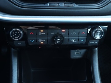 Jeep Compass II 2024 Jeep Compass 1.5 Turbo e-Hybrid, Salon Polska, zdjęcie 12