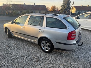 Skoda Octavia II 2009 SKODA OCTAVIA 1.6 Mpi Klimatronik Podgrzewane przednie i tylnie siedze, zdjęcie 13