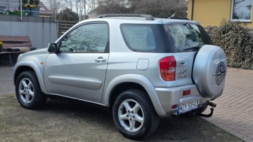 Toyota RAV4 II 2.0 i 16V 150KM 2000 TOYOTA RAV4 II 2.0 VVT-i 150KM PRZEBIEG 135T.KM!SPECIAL 4x4 KLIMA-Z NIEMIEC, zdjęcie 3