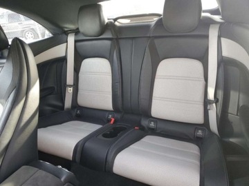 Mercedes Klasa C W205 2017 Mercedes-Benz Klasa C 2017 Mercedes-Benz C-Class AMG C 63 S Cabriolet 4.0, zdjęcie 10