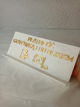 Вывеска акрил, подставка, ОПЛАТА ТОЛЬКО НАЛИЧНЫМИ ИЛИ БЛИКАМИ, глянцевая.