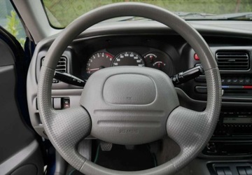 Suzuki Grand Vitara I Standard 1.6 i 16V 94KM 2003 Suzuki Grand Vitara Suzuki Grand Vitara 1.6 Limited 1.6 Benzyna 94KM, zdjęcie 29