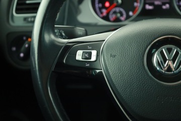 Volkswagen Golf VII Hatchback 3d Facelifting 1.0 TSI 85KM 2019 VW Golf 1.0 TSI, Salon Polska, Klima, Parktronic, zdjęcie 13