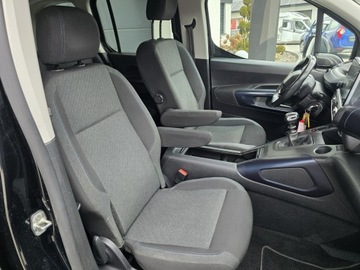 Peugeot Rifter Standard 1.5 BlueHDI 102KM 2022 Peugeot RIFTER pełne wyposażenie /TYLKO 83248km/, zdjęcie 27