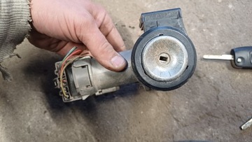 FORD B-MAX SPÍNACÍ SKŘÍŇKA