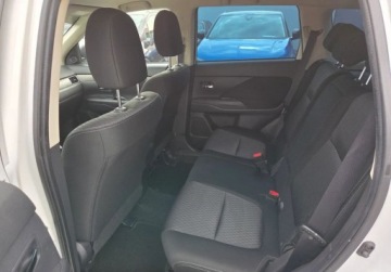 Mitsubishi Outlander III SUV Facelifting 2015 2.0 MIVEC 150KM 2015 Mitsubishi Outlander 2.0Benz 150KM Kamera ALU Temp Grz.Fotele Serwis Faktu, zdjęcie 18